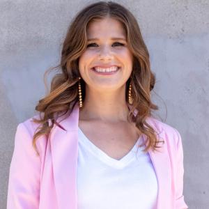 Gina Ireland